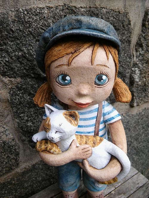 Malá uličnice s kočkou — foto 5