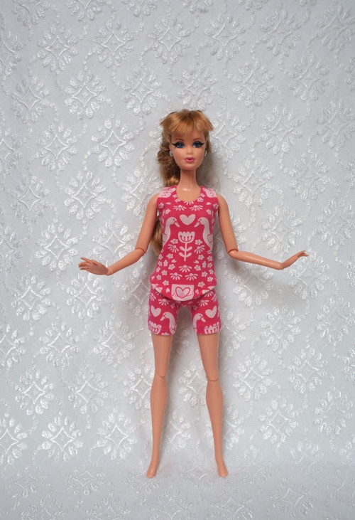 Letní komplet pro Barbie — foto 2