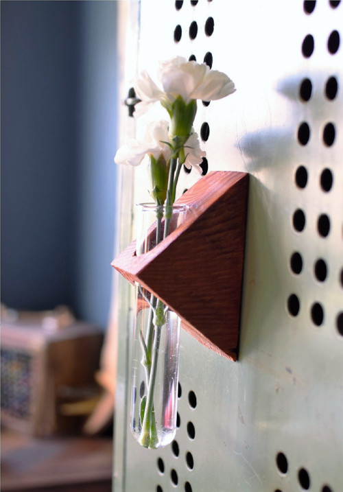 Minimalistická vázička magnetická — foto 4