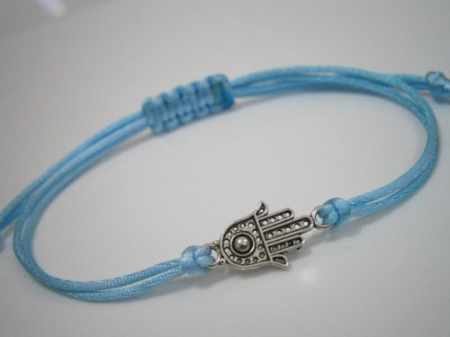 "Hamsa" - modrý saténový náramek — foto 3