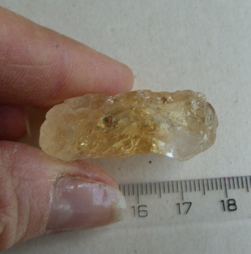 Citrín surový - 3,6 cm — foto 5