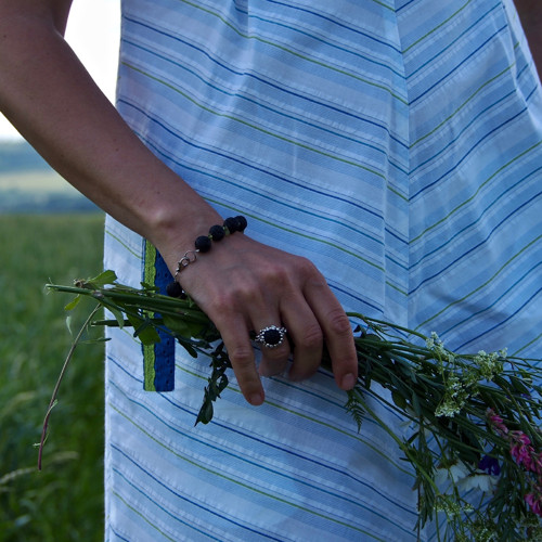 Rituál... - šaty s rukávkem — foto 6