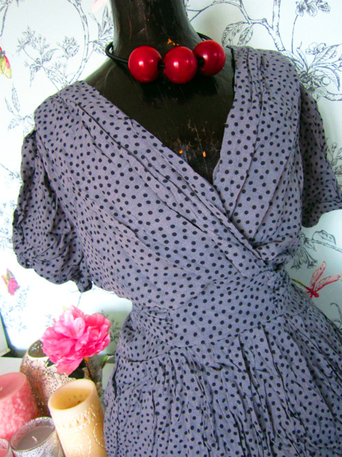 Šaty grey&black dots — foto 2