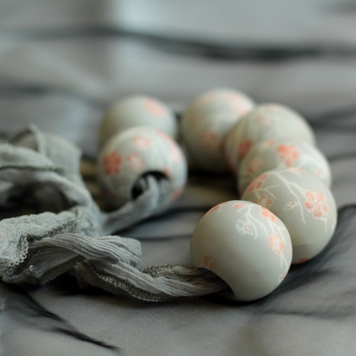 Rozkvetlá třešeň — foto 5