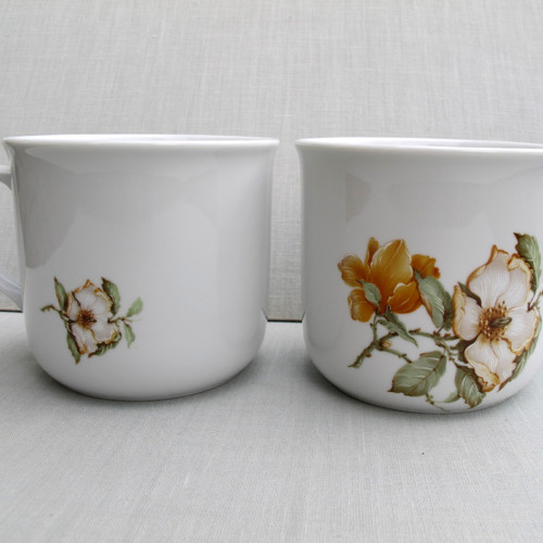 Porcelánový hrnek — foto 3