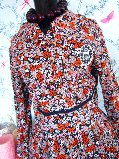 Šaty staroanglické — foto 2