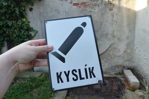 Kyslík...smaltovaná cedule — foto 2
