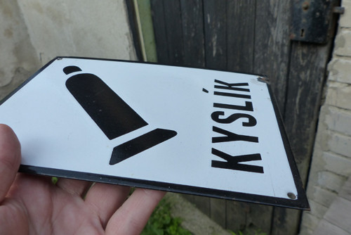 Kyslík...smaltovaná cedule — foto 3