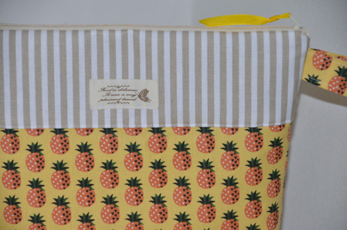Necesér - ananas — foto 2