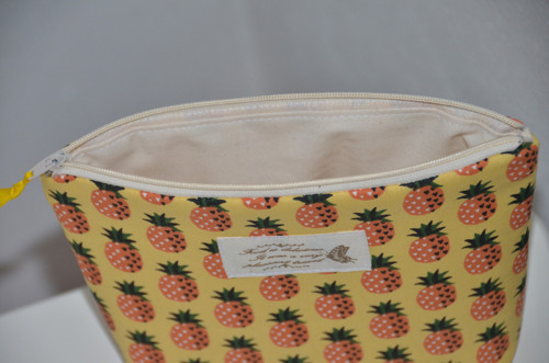 Necesér malý - ananas — foto 3