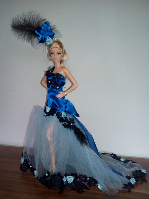 Modré večerní šaty pro Barbie — foto 3