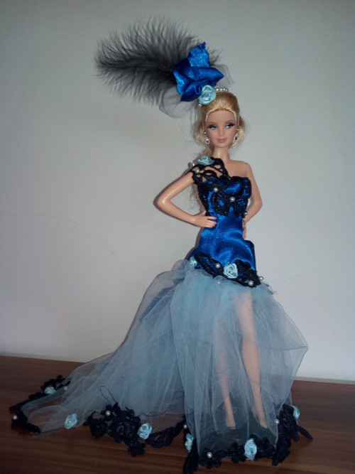 Modré večerní šaty pro Barbie — foto 4