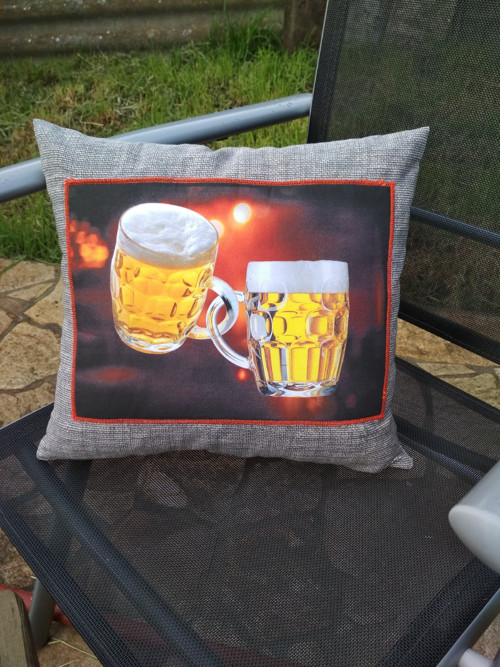 Polštářek " LÁSKO,JDU NA JEDNO..":-) — foto 3