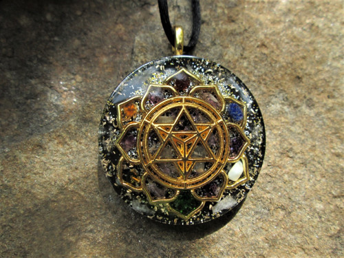 Org. šperk ,, Sri Yantra v čakrách " — foto 6