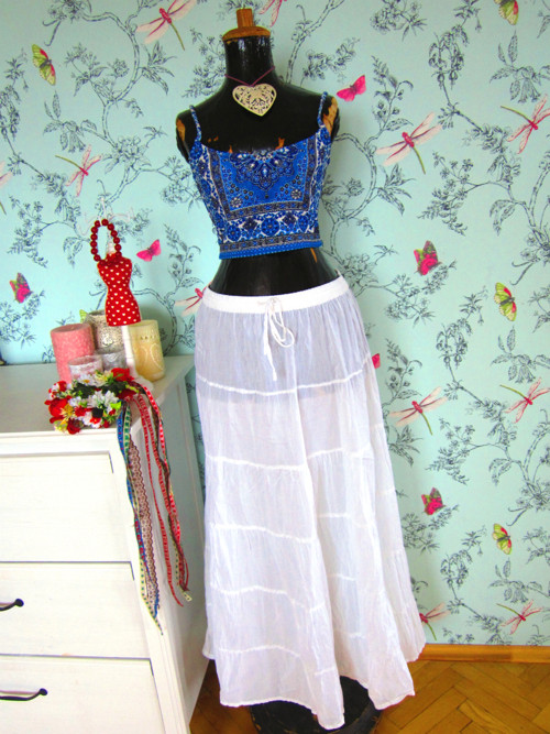 Crop top modrotisk — foto 4