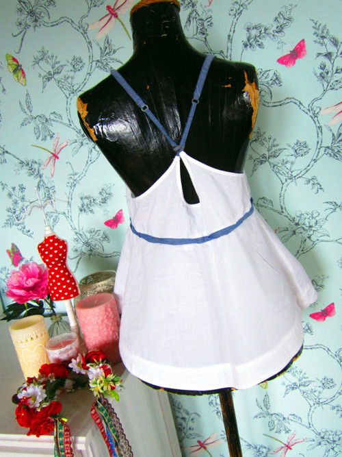 Top vyšívaný, na notečku lidovou — foto 4