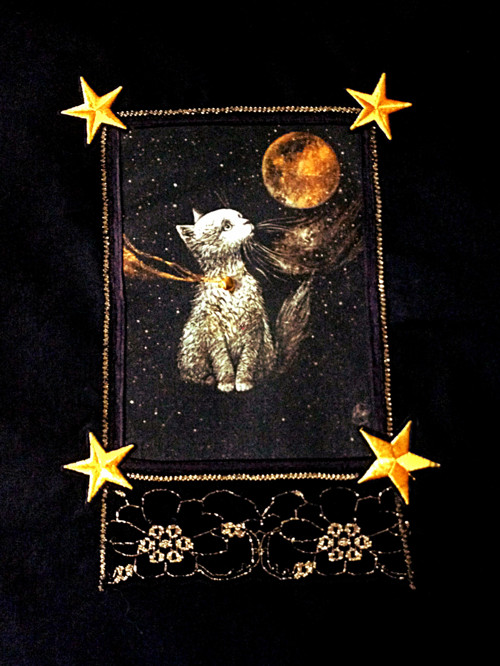 MOON... — foto 2