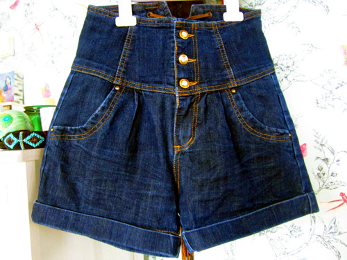 Kraťásky jeans "pin-up" — foto 3