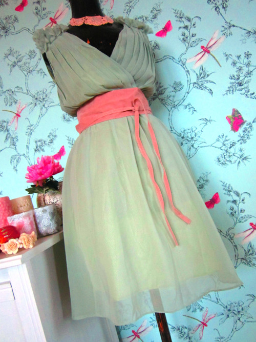 Šaty elegance in mint — foto 3
