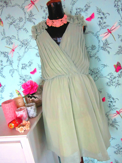 Šaty elegance in mint — foto 4