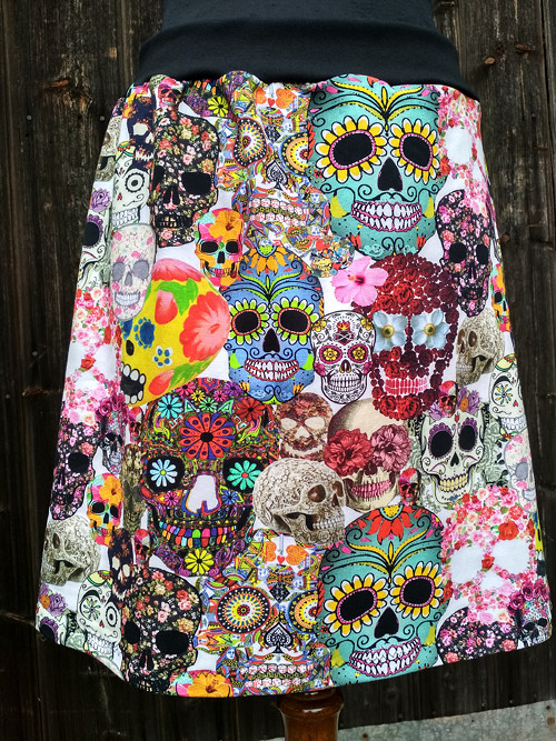 Boo . Mexico skull - color — foto 2