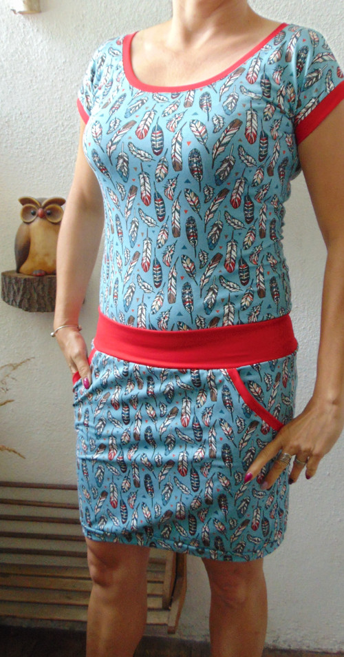 Šaty PEŘÍČKA — foto 2