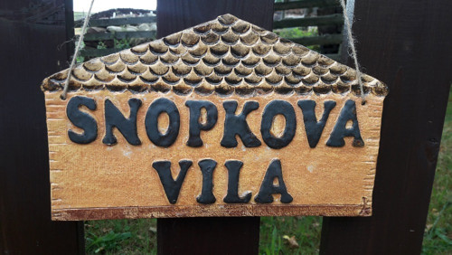 Kachle se jmenovkou — foto 2