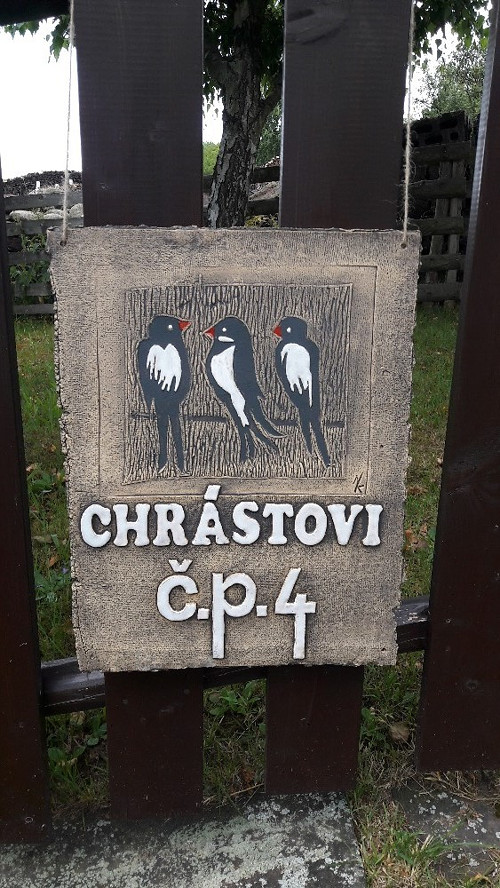 Jmenovka s vlaštovkami — foto 3