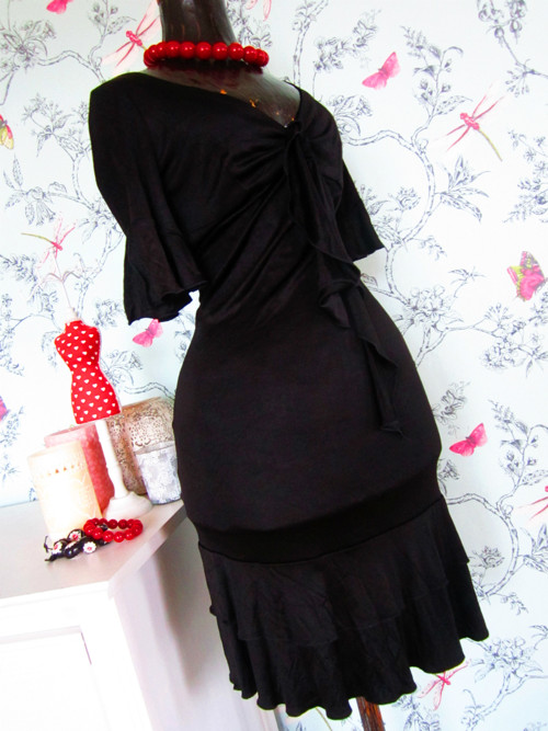 Little black dress, little Carmen — foto 4