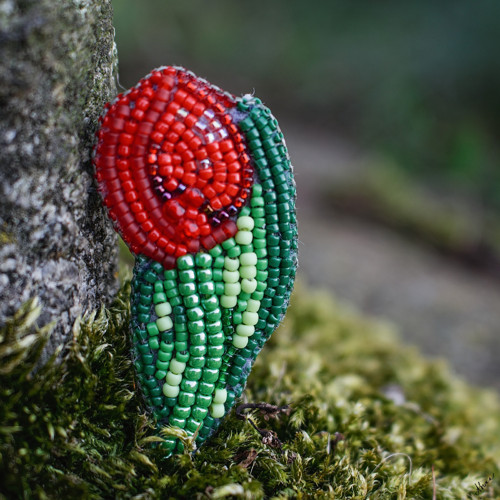 Tulipán v červené ... brož — foto 2