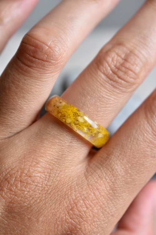 Kroužek podbělový "19" — foto 2