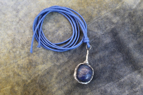 LAPIS LAZULI - cínovaný přívěsek — foto 4