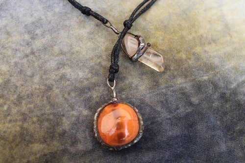 OHNIVÝ AMULET - originální cínovaný šperk — foto 2
