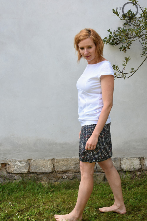 Puntíkatá sukénka, vel. XXL — foto 2