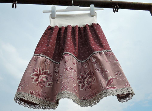 Sukně - Putování za švestkovou vůní — foto 2