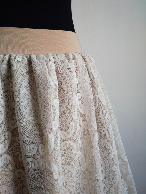 Sukně Jezinka slonová kost — foto 4