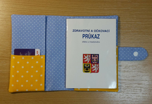 Obal na očk. průkaz modrožl puntík-sovičky-SLEVA — foto 3