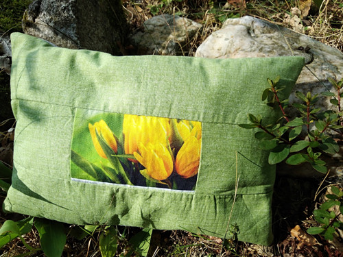 Polštářek Rozkvetlé tulipány — foto 3