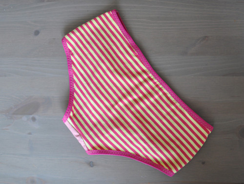 Cosy & Cutty kalhotky vel. M — foto 4