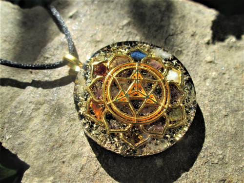 Org. šperk ,, Sri Yantra v čakrách " — foto 6