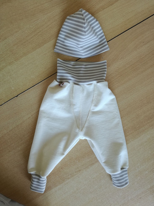 Kojenecké tepláčky — foto 2