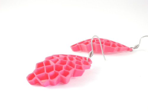 Náušnice voronoid magenta — foto 3