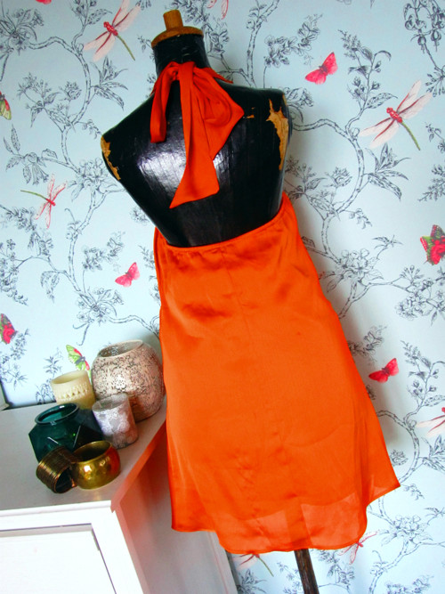 Šaty orange&gold — foto 4
