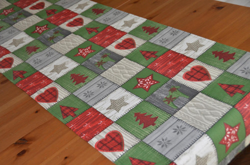 Vánoční patchwork - běhoun (150x50 cm) — foto 2