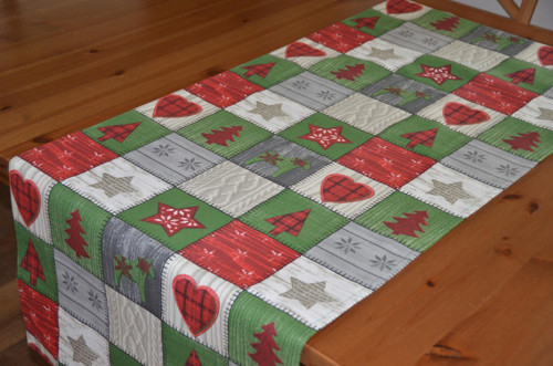 Vánoční patchwork - běhoun (150x50 cm) — foto 3
