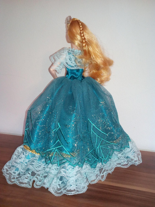 Pro princeznu Barbie+korunka — foto 2