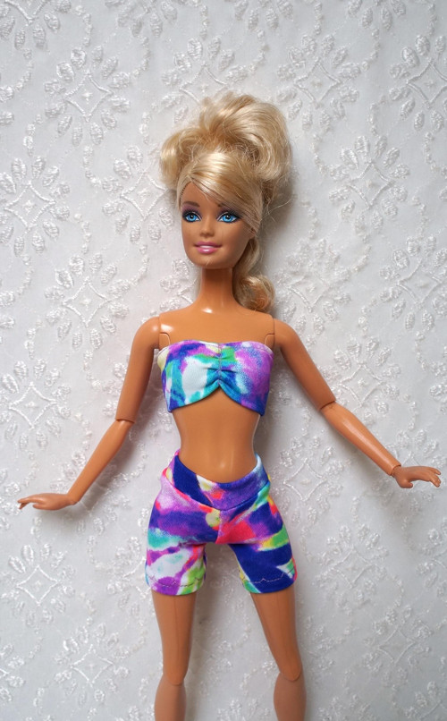 Letní komplet pro Barbie — foto 2