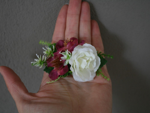 Sponka do vlasů bílofuchsiová — foto 2