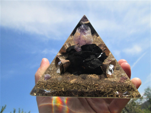 Org. pyramida ,, Pramen Života " — foto 4