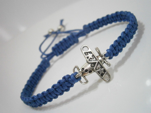 Modrý náramek s letadlem (macramé) - Unisex — foto 3